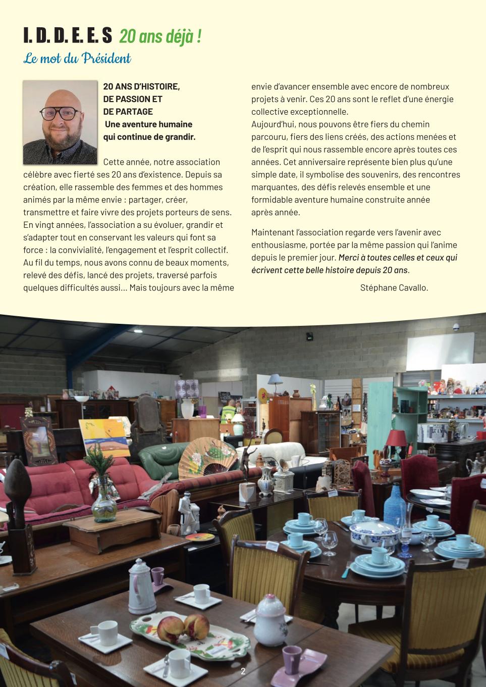 page-brochure-2